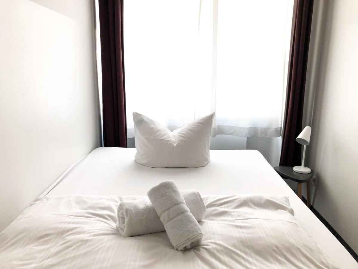 เพนชั่นแอ็บโซลูท Hotel เบอร์ลิน ภายนอก รูปภาพ